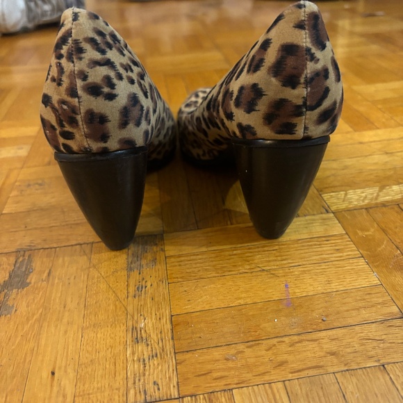 leopard and wood heels early 2010s urban outfitters - Picture 4 of 9